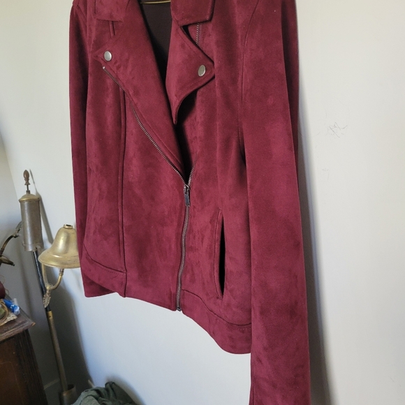 Womans  Stylish Old Navy Faux Suede Zippered Jacket Burgandy Large Petite - Picture 6 of 7